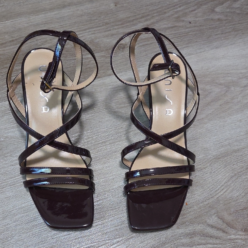 Unisa Glossy Brown Strappy Heels